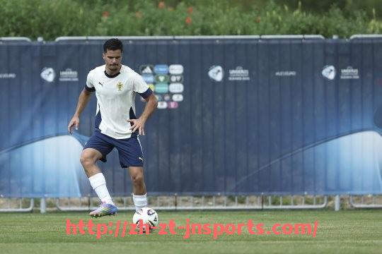 JN江南体育-火箭队目前阵容介绍及核心球员名单解析