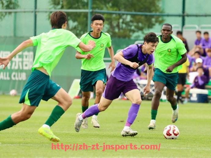 JN江南体育-世俱杯上演逆转表现的关键球员名单及战术贡献分析